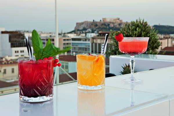 Cocktail bars